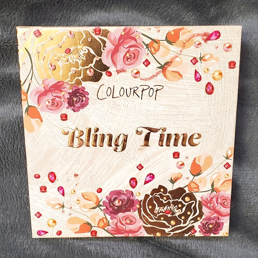 Colourpop eyeshadow pallete